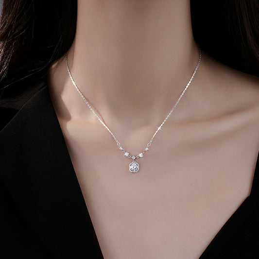 Sterling Silver With Shiny Diamond Necklace For Women Special-interest Design