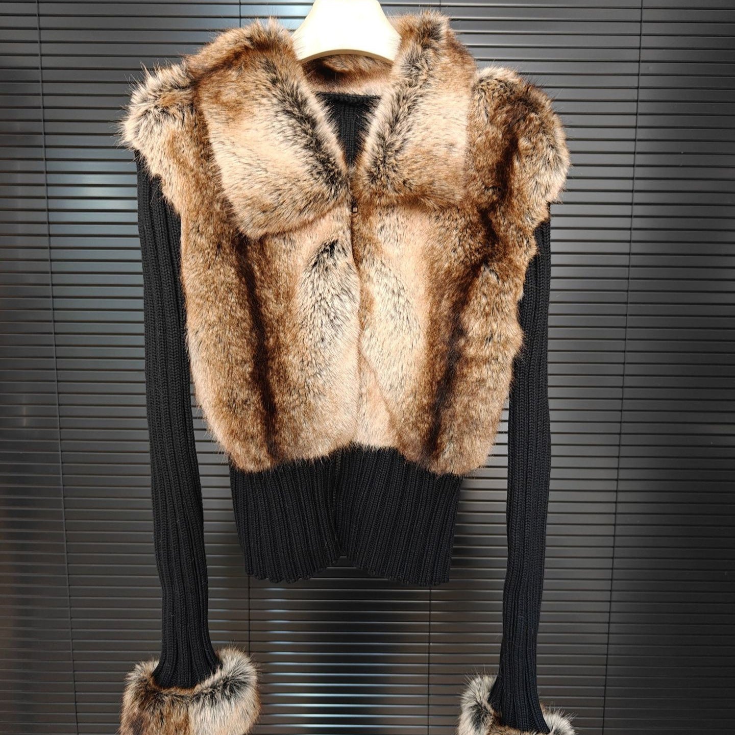 Winter New Environmentally Friendly Wool Slim Fit PatchworkFur Sweater