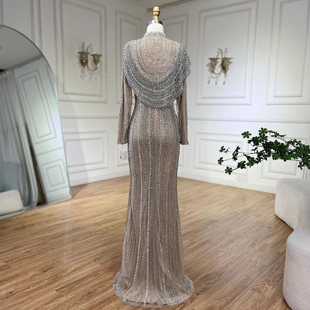 Robe moulante en queue de poisson couleur chair