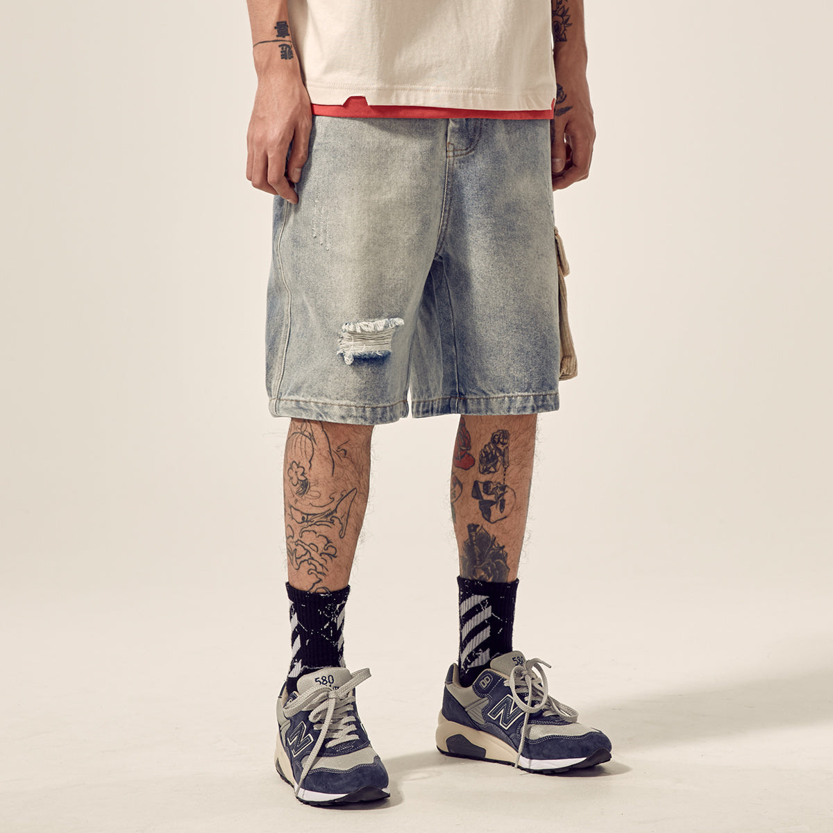 Distressed stitching loose denim shorts