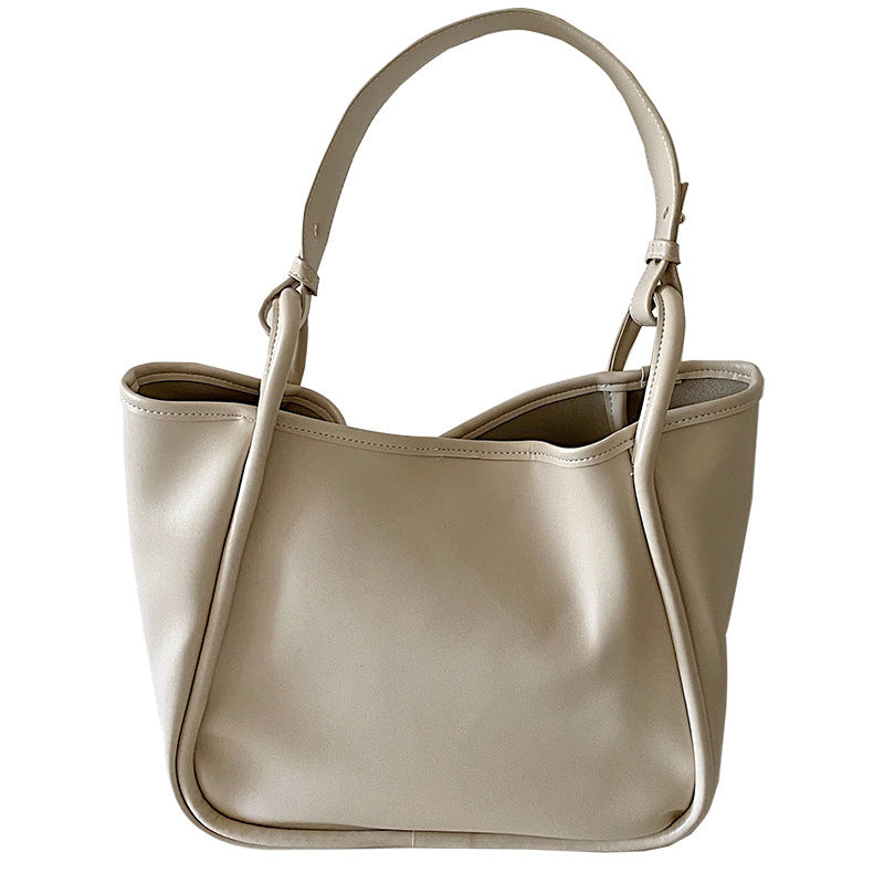 Nouveau sac à bandoulière en cuir souple de grande capacité