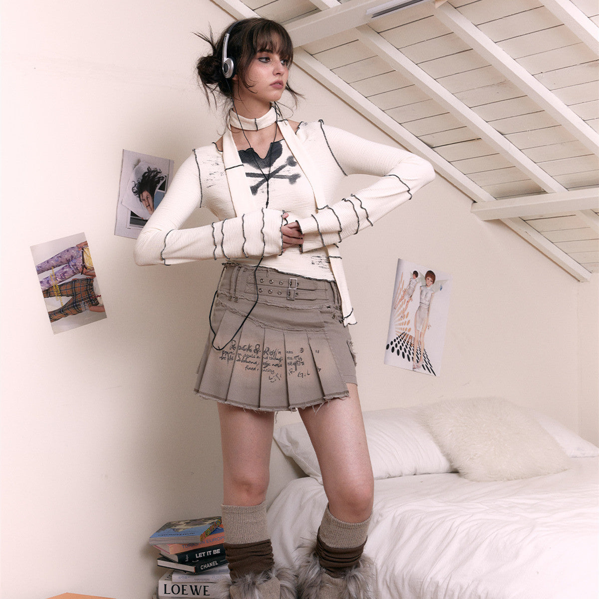 Gonna in denim lavato vecchio stile con stampa graffiti e industria pesante