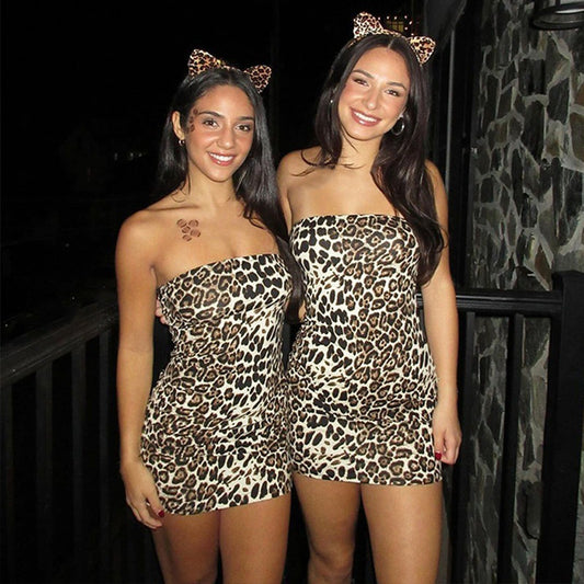 Robe moulante à épaules dénudées et imprimé léopard avec haut tube