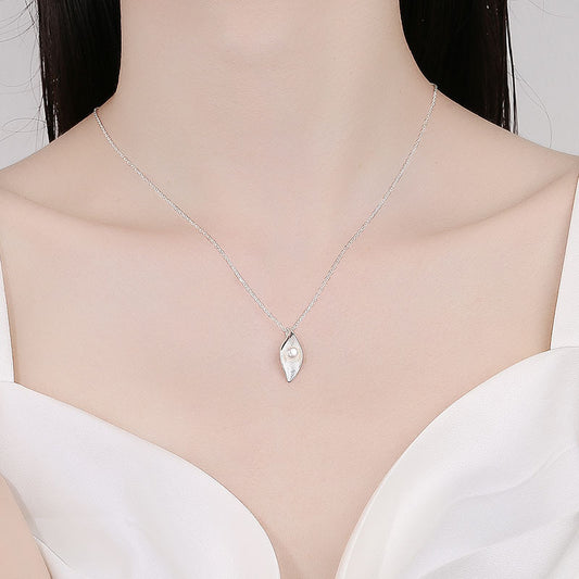 S925 Sterling Silver Freshwater Pearl Leaf Necklace