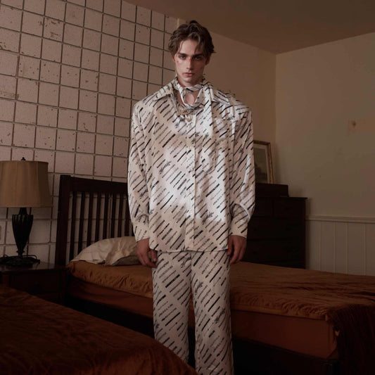 Chemise à manches longues en soie glacée Niche Silk avec épaules rembourrées, vêtements d'intérieur