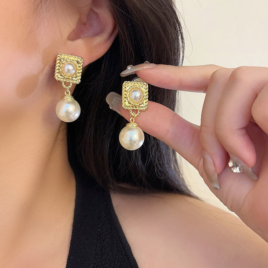 Daily Commute Geometric Pearl Eardrops Earrings High-grade Temperament Mosquito Coil Ear Clip