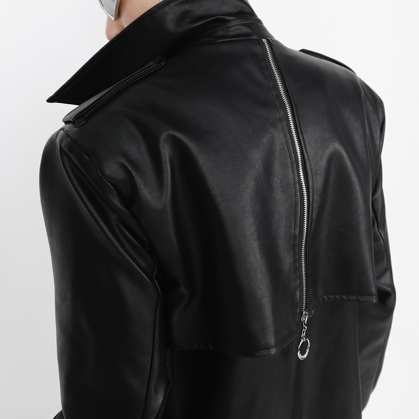 Manteau à épaulettes rembourrées en cuir patchwork double couche