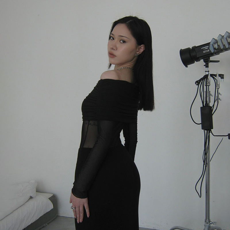 Robe transparente à manches longues et épaules dénudées