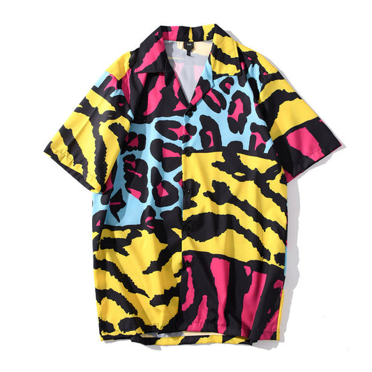 Chemise de plage à manches courtes avec graffiti colorblock