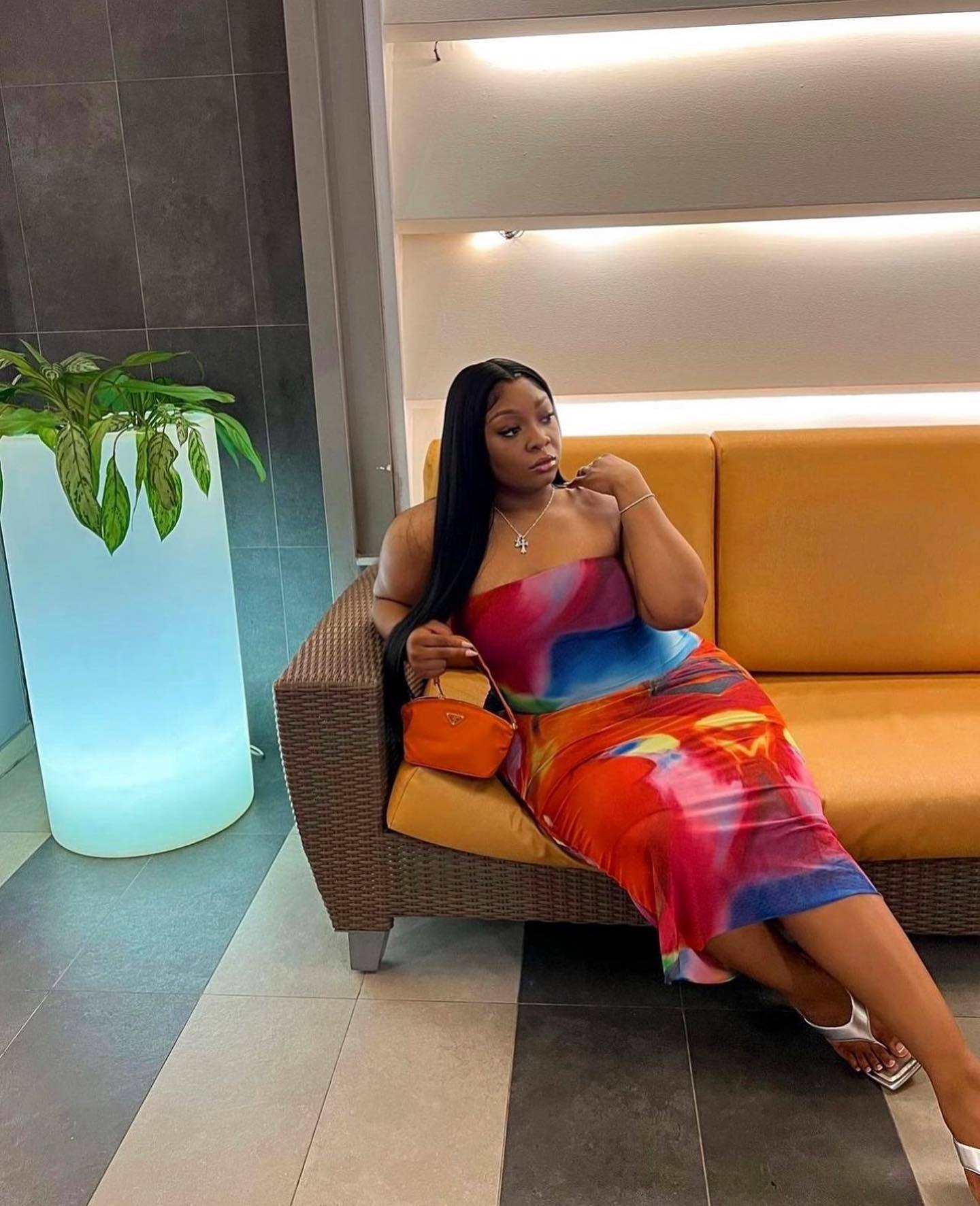 Robe tube imprimée à col dénudé, taille ajustée, dos nu, sans manches