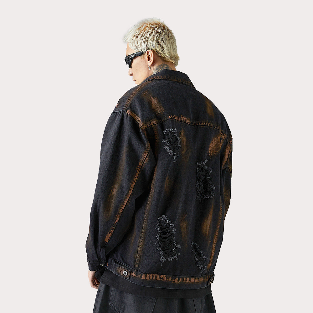 Giacca in denim con fori alla moda