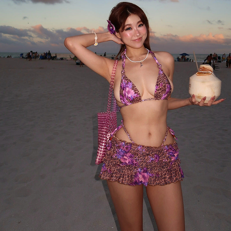 Summer New Sexy Hot Girl Printed Lace Up Bikini Skirt Seaside Three-piece Suit