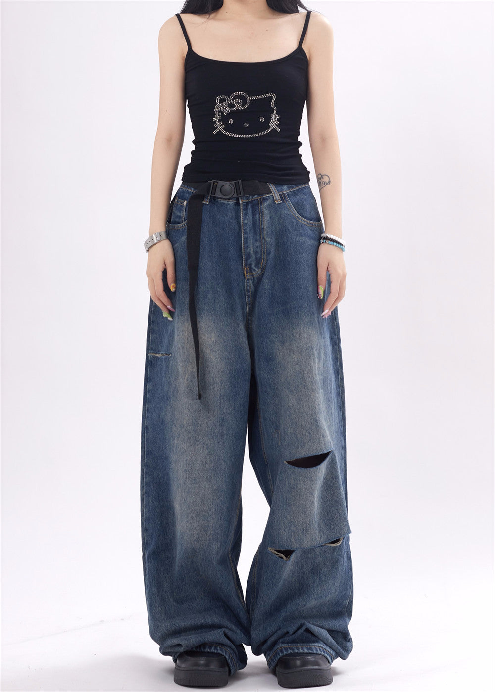 Fashion Holes Jeans For Men And Women