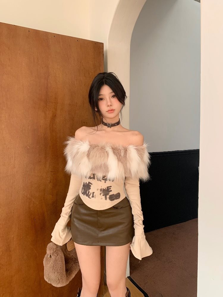 Haut court et moulant pour fille sexy