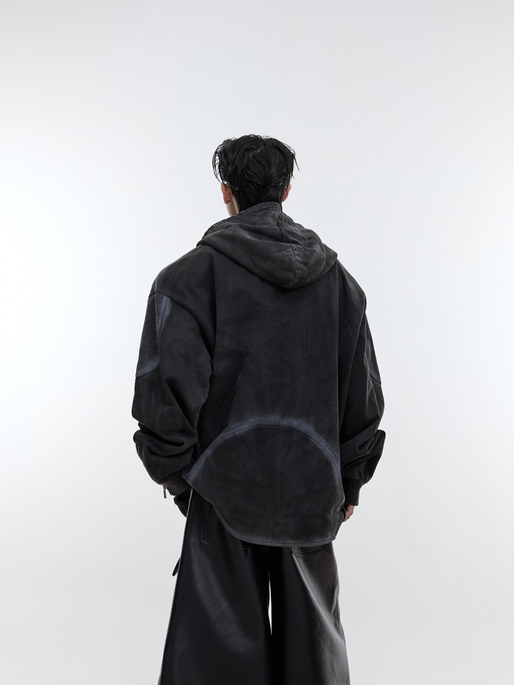 Felpa con cappuccio grigio antico lavato per uomo