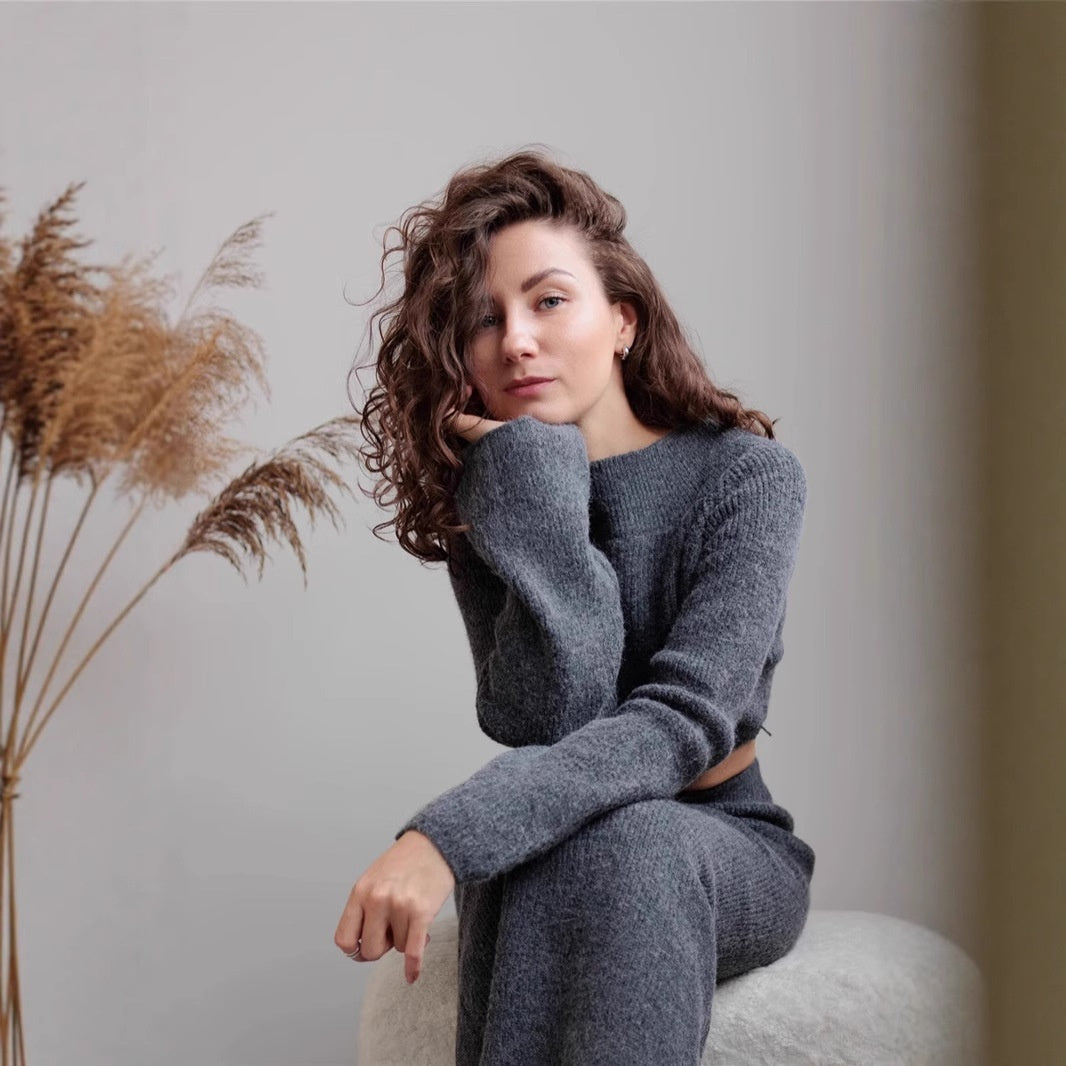 Ensemble pull épaules dénudées haut de gamme pour femme, sac et jupe taille basse