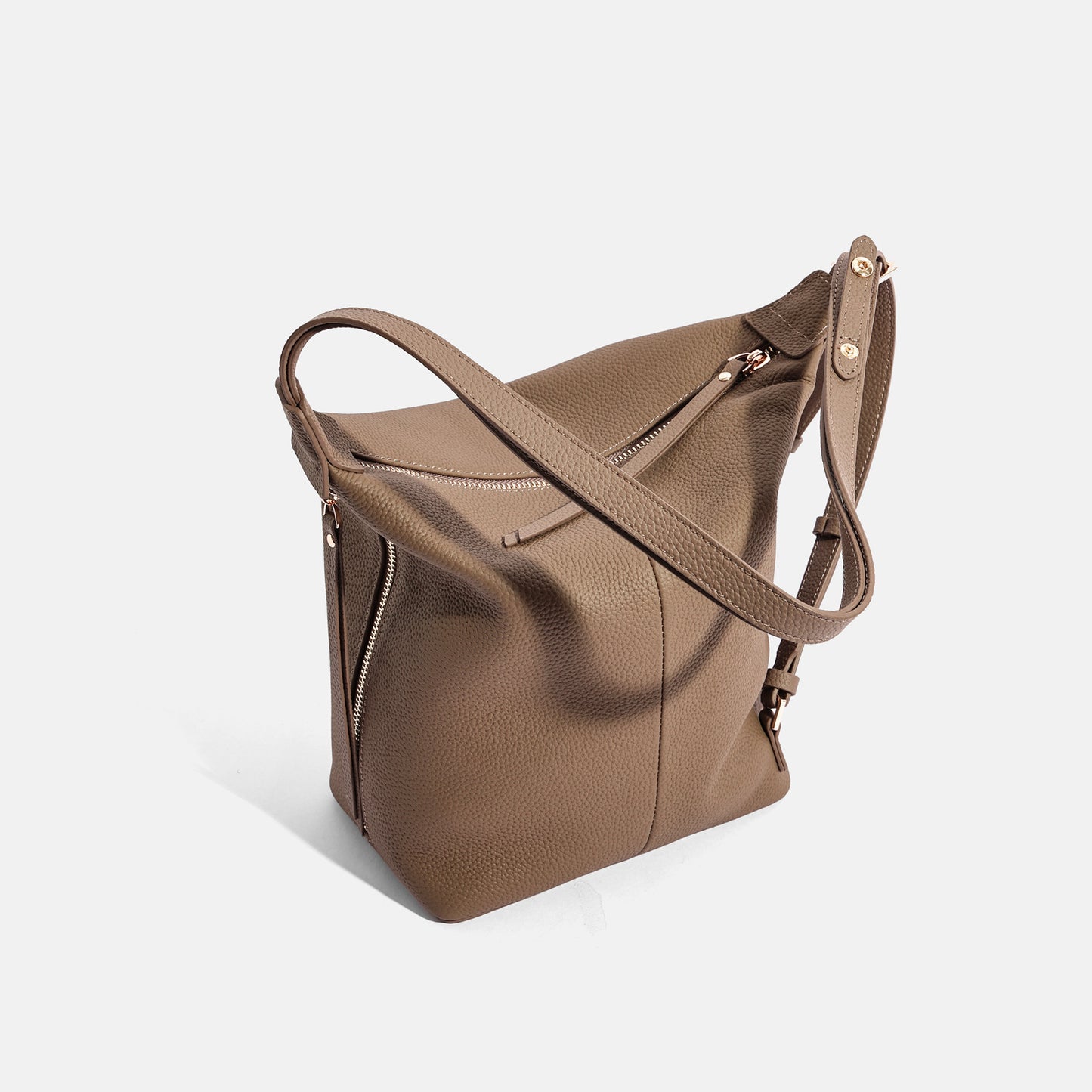 Borsa a secchiello di grande capacità in pelle bovina di primo strato