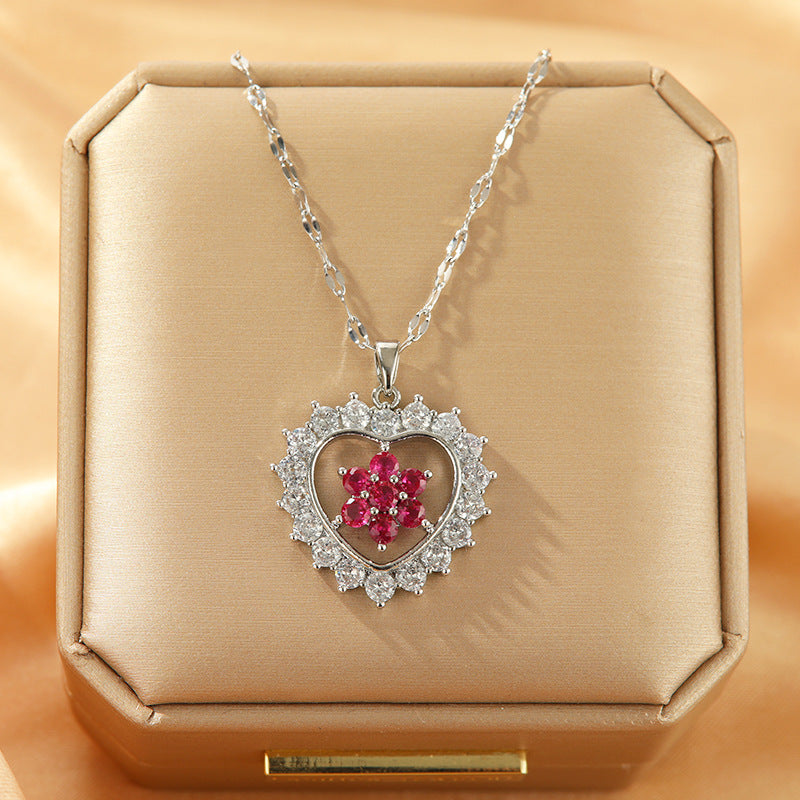 Design Loving Heart Zircon Flower Titanium Steel Necklace