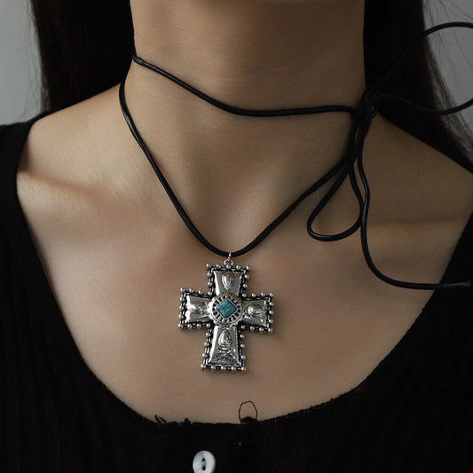 Collier personnalisé en corde de cire turquoise, croix vintage en relief