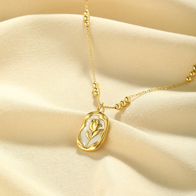 Simple Rose White Shell Pendant Necklace