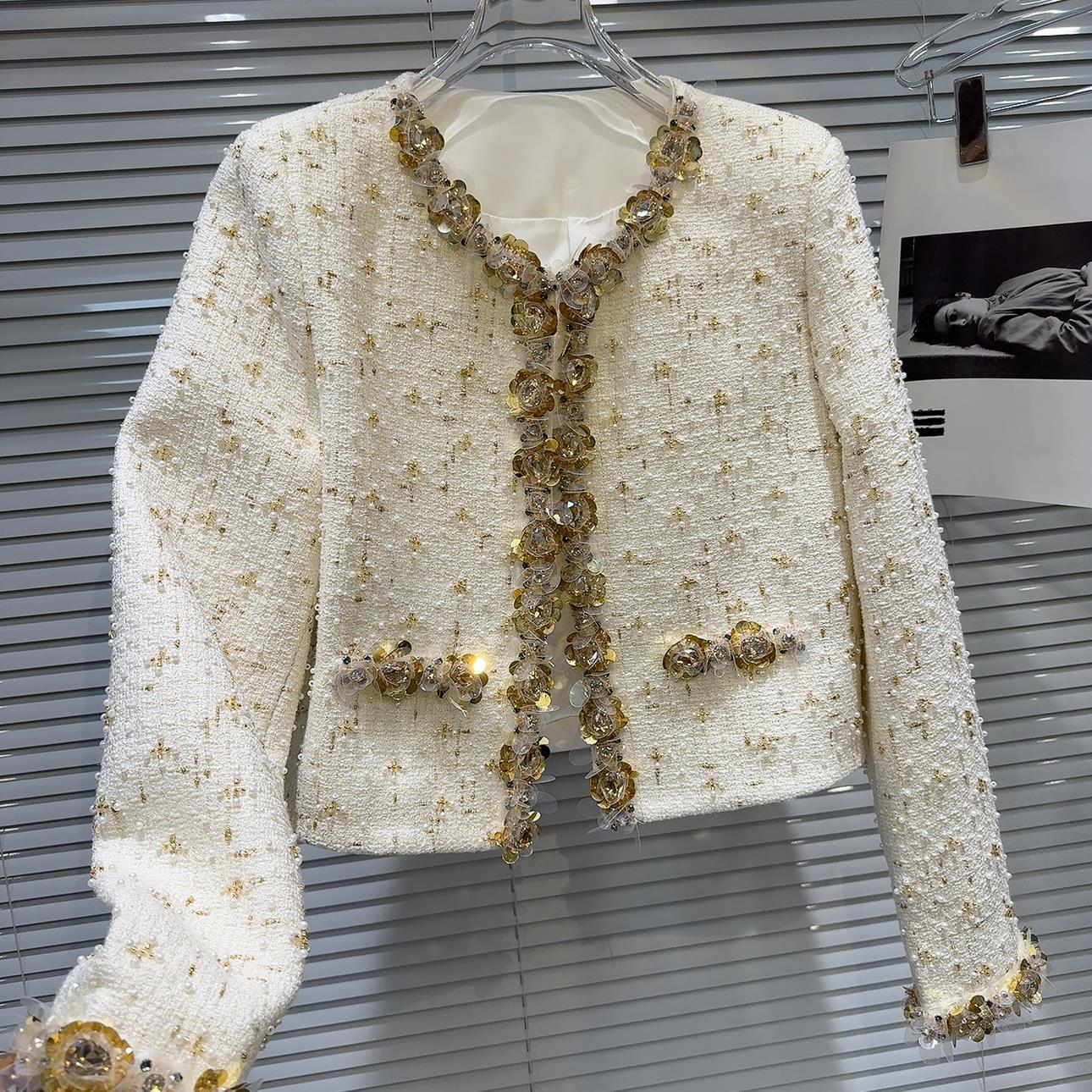 Golden Bright Piece Flower Beaded Edge Tweed Light Luxury Short Coat Top