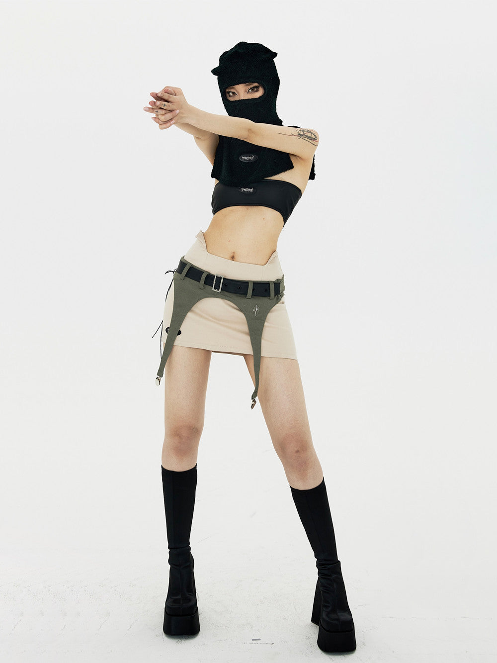 Designed To Wear An Extra Two-piece Belt