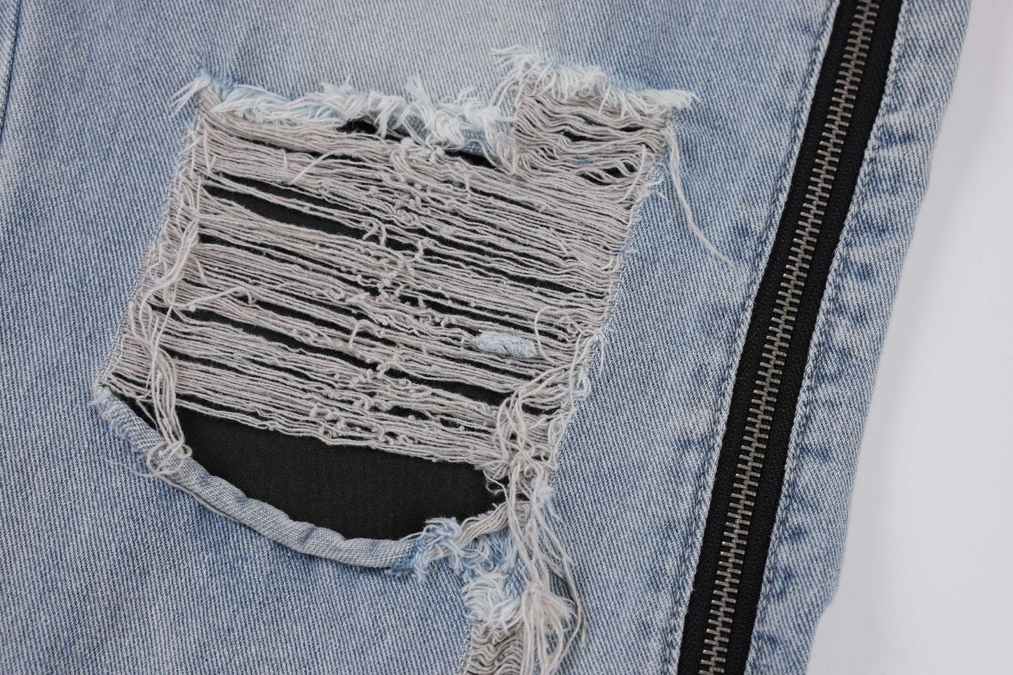 Heavy Industry Zipper Stitching Wash Ripped Straight Jeans