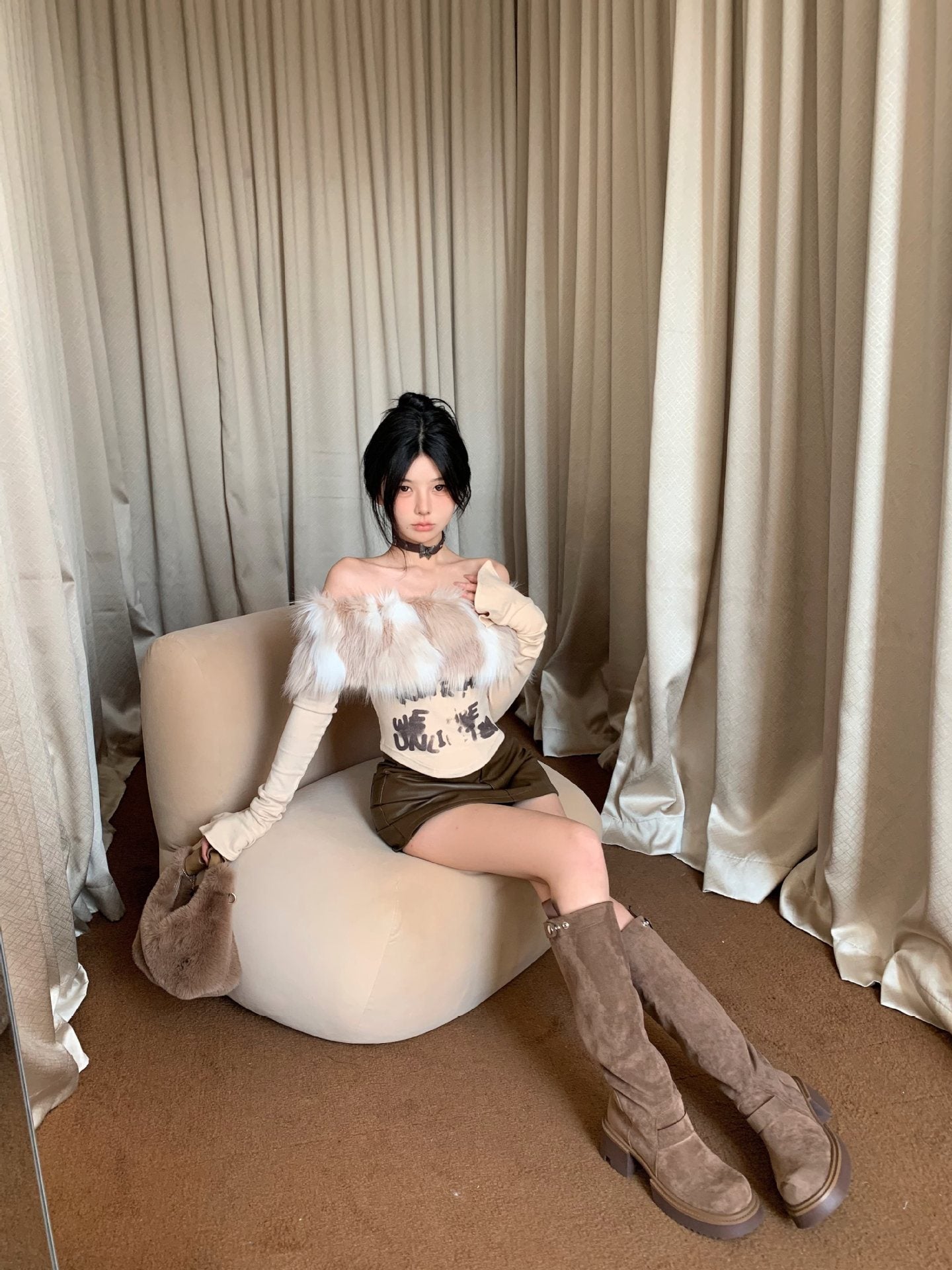 Haut court et moulant pour fille sexy