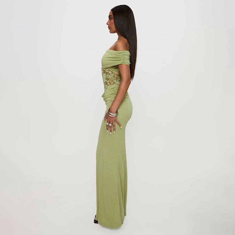 Robe extra longue en dentelle à épaules dénudées de couleur unie