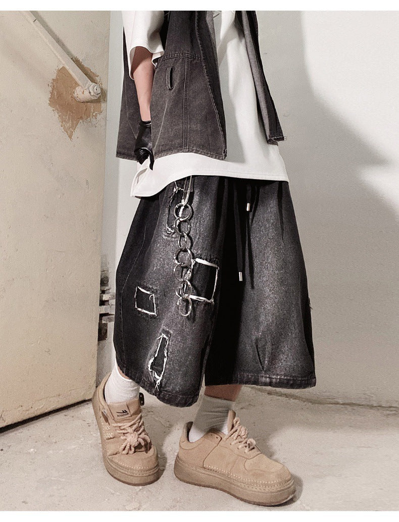 Pantaloncini corti vintage estivi in denim a gamba larga con toppe vintage