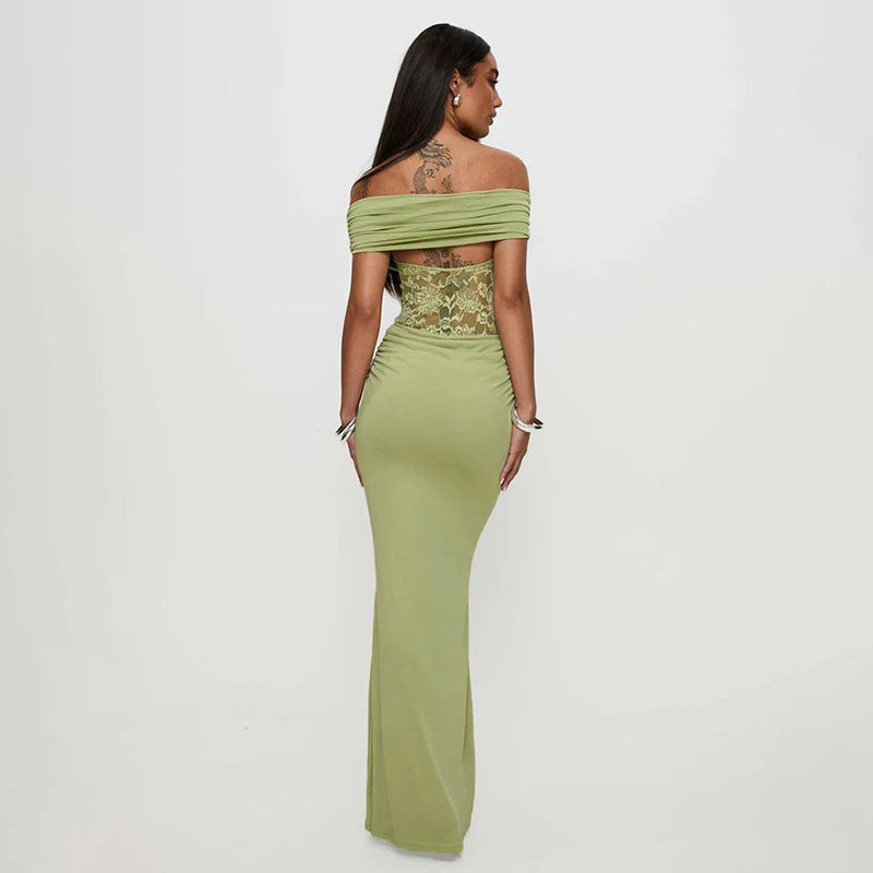 Robe extra longue en dentelle à épaules dénudées de couleur unie