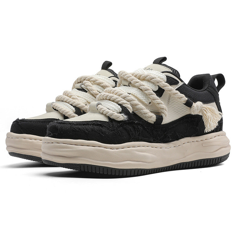 Chaussures décontractées invisibles à semelle dissoute augmentant la hauteur