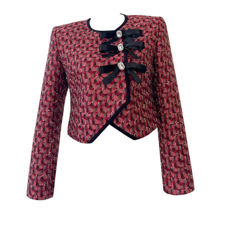 Manteau rouge en tweed à manches longues et jupe courte
