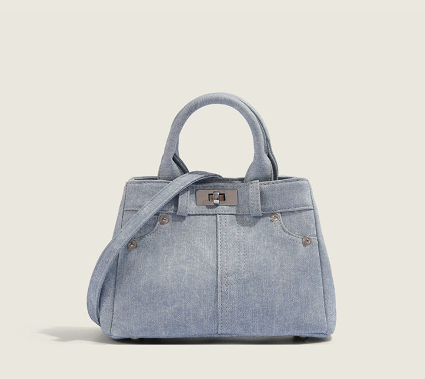 Borsa a mano in denim personalizzata alla moda