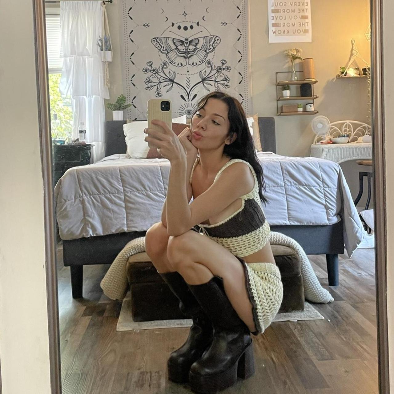 Knitted Color Matching Sleeveless Vest Split Skirt Outfit