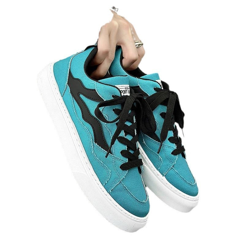 Chaussures plates tendance noires de sport