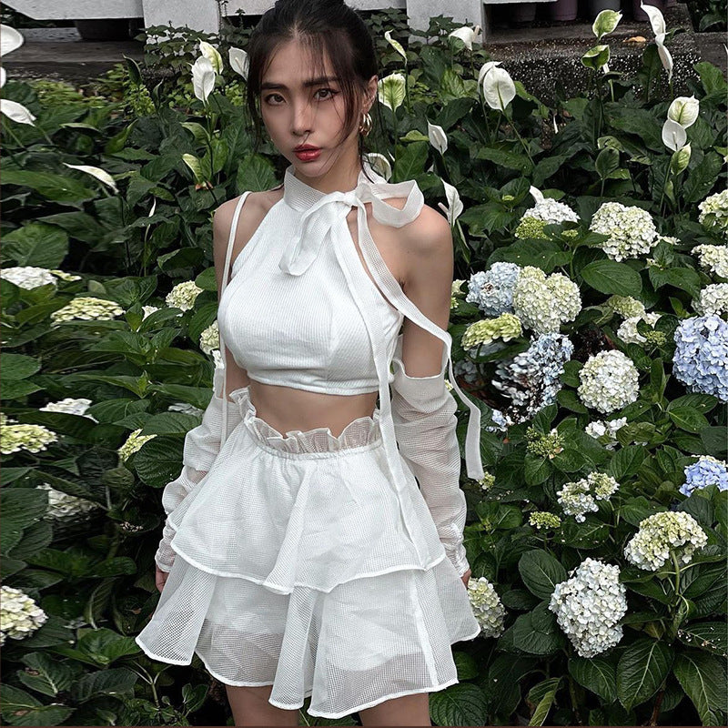 Ensemble jupe et débardeur mini à manches lacées et col halter