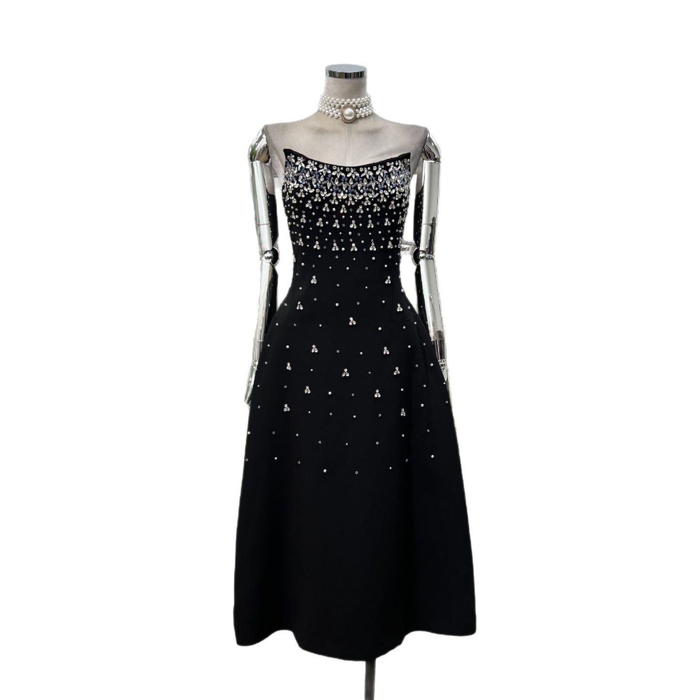 Robe tube à strass faite à la main, style industriel lourd