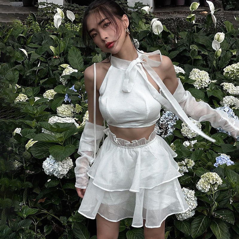 Ensemble jupe et débardeur mini à manches lacées et col halter