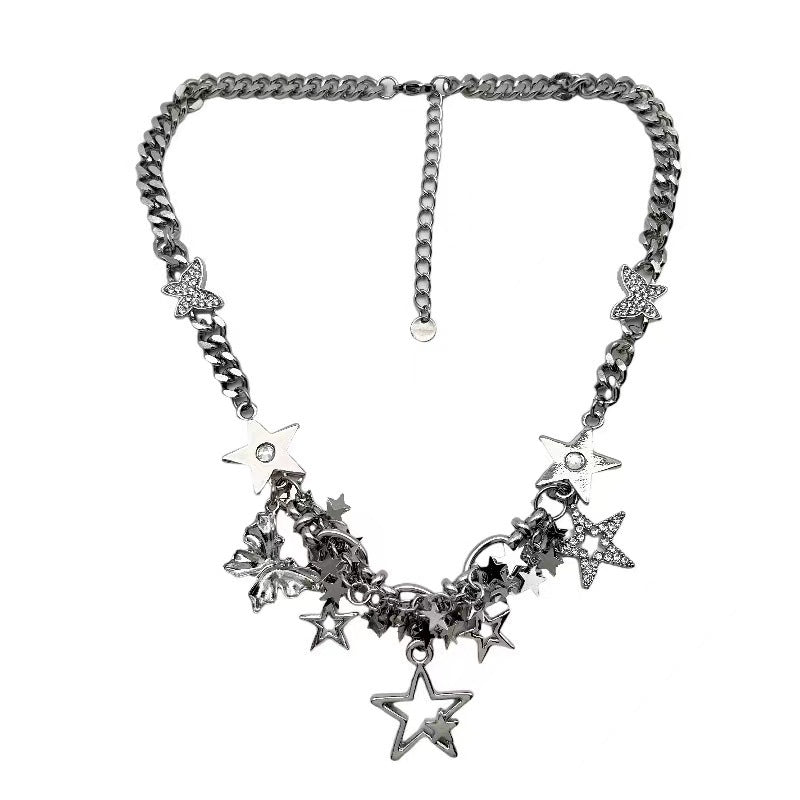 Collana con ciondolo a farfalla e stelle