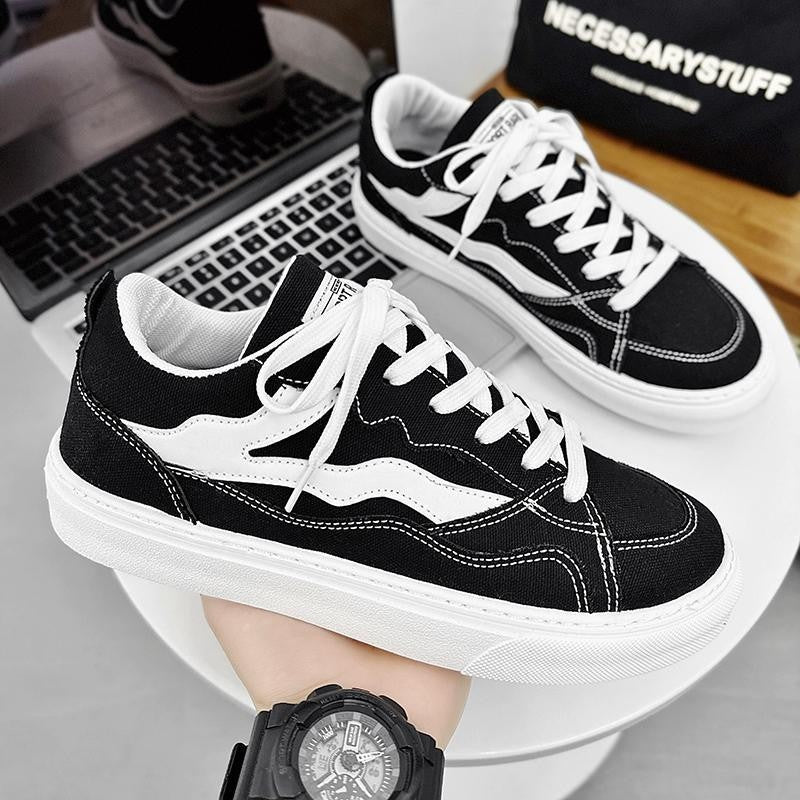 Chaussures plates tendance noires de sport