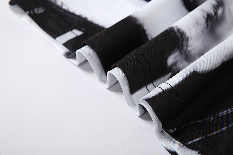 T-shirt imprimé à col rond, coupe ajustée