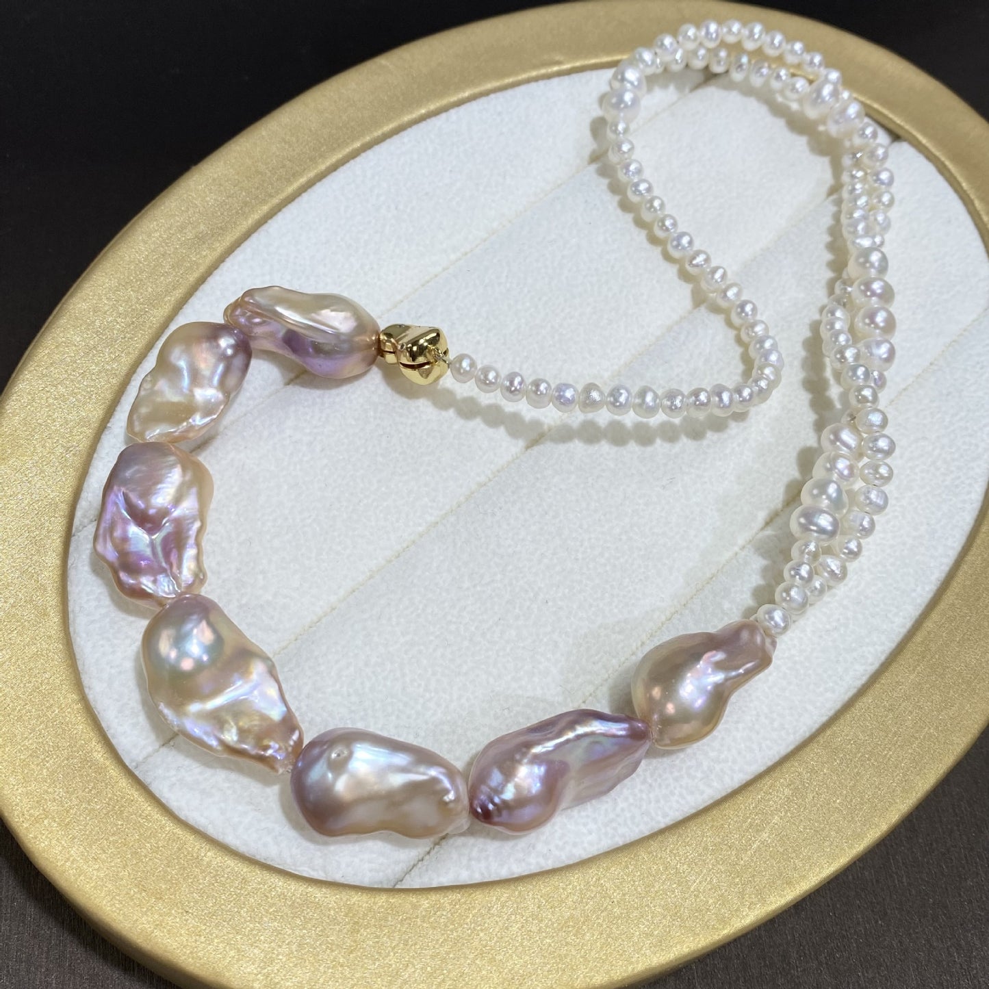 Long Autumn And Winter Natural Baroque Pearl Necklace
