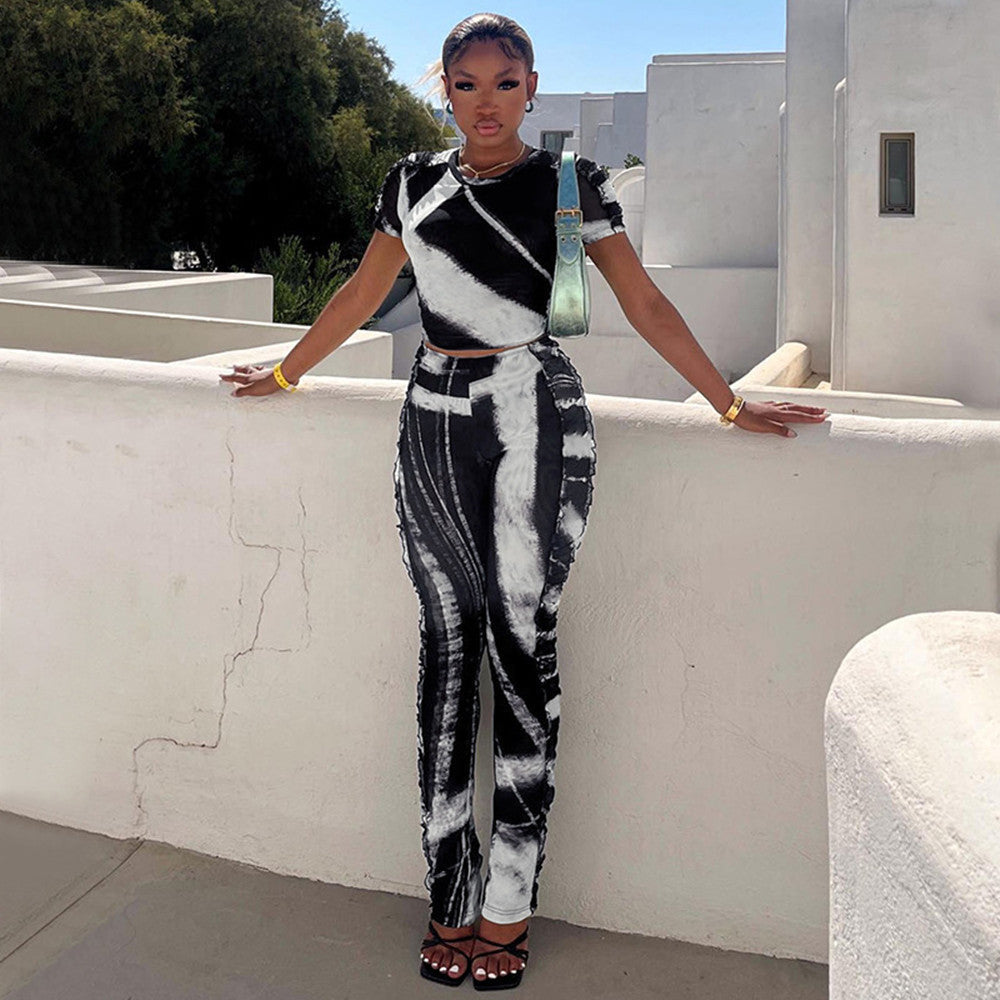 T-shirt imprimé à col rond, coupe ajustée