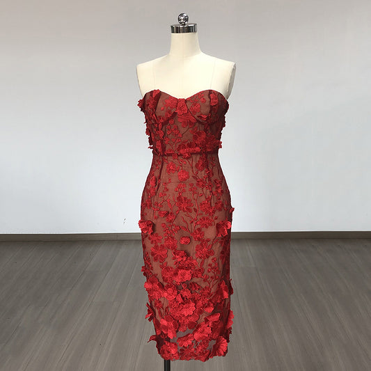 Robe bustier slim élégante en dentelle ornée de fleurs en relief