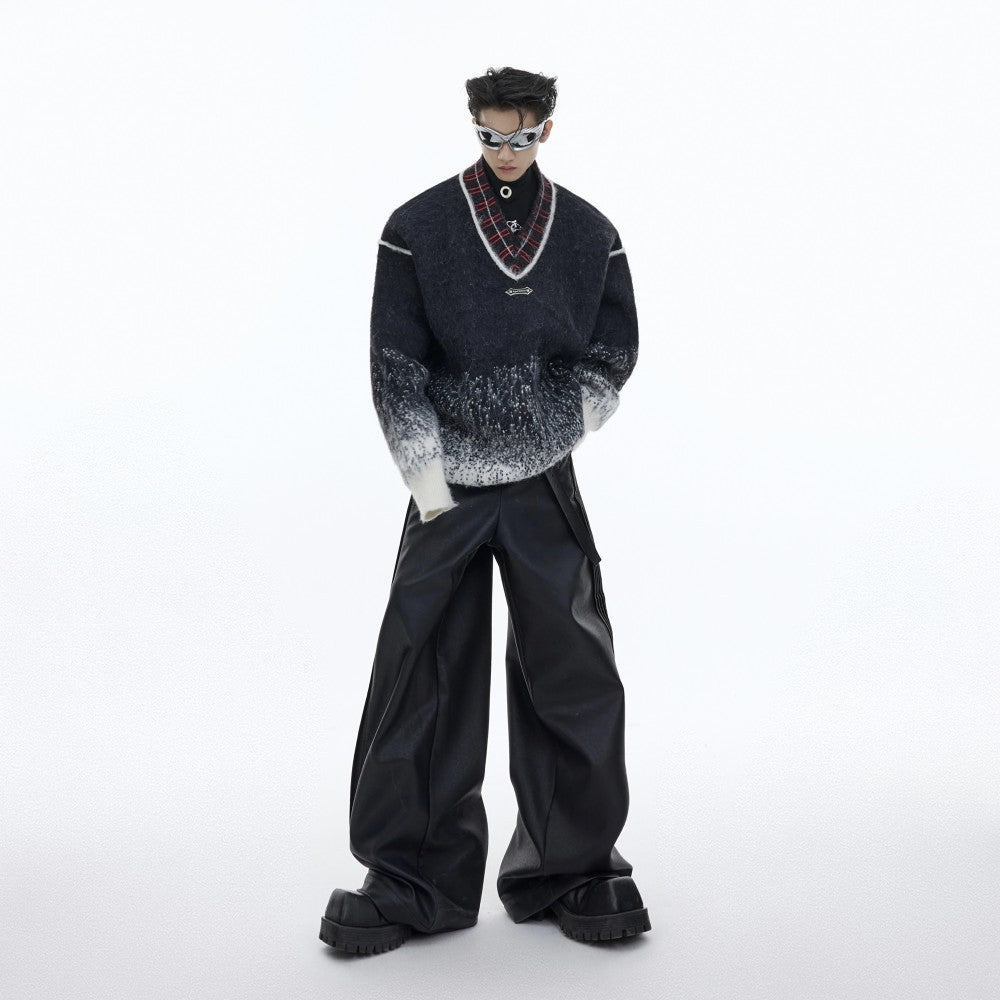 Le pull en tricot pelucheux est paresseux et ample