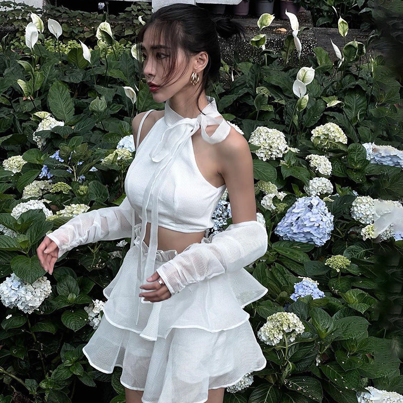 Ensemble jupe et débardeur mini à manches lacées et col halter