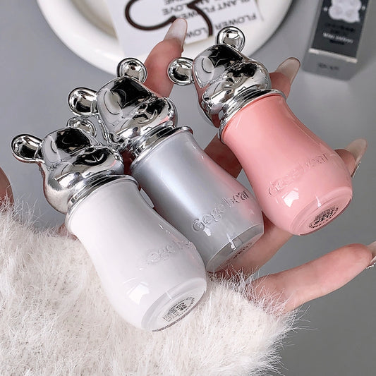 Rouge à lèvres mat au thé au lait