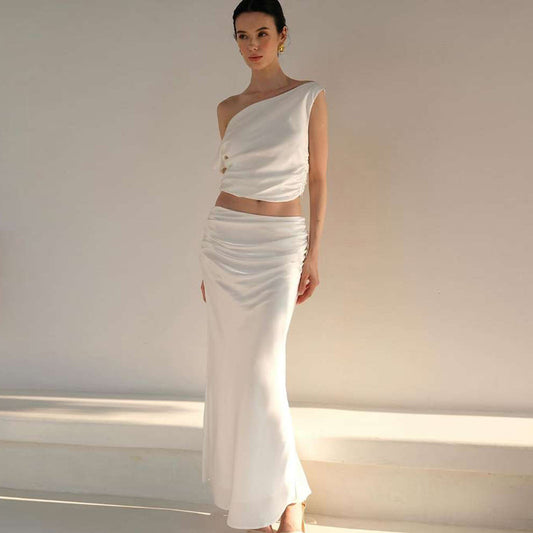 Tailleur jupe unie plissée coupe slim