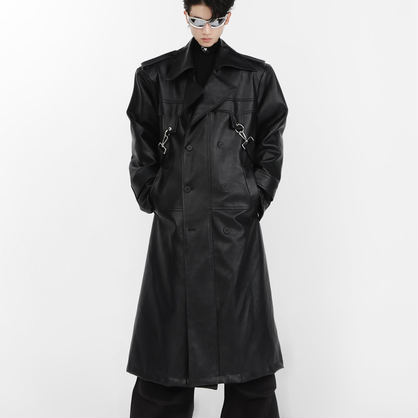 Manteau à épaulettes rembourrées en cuir patchwork double couche